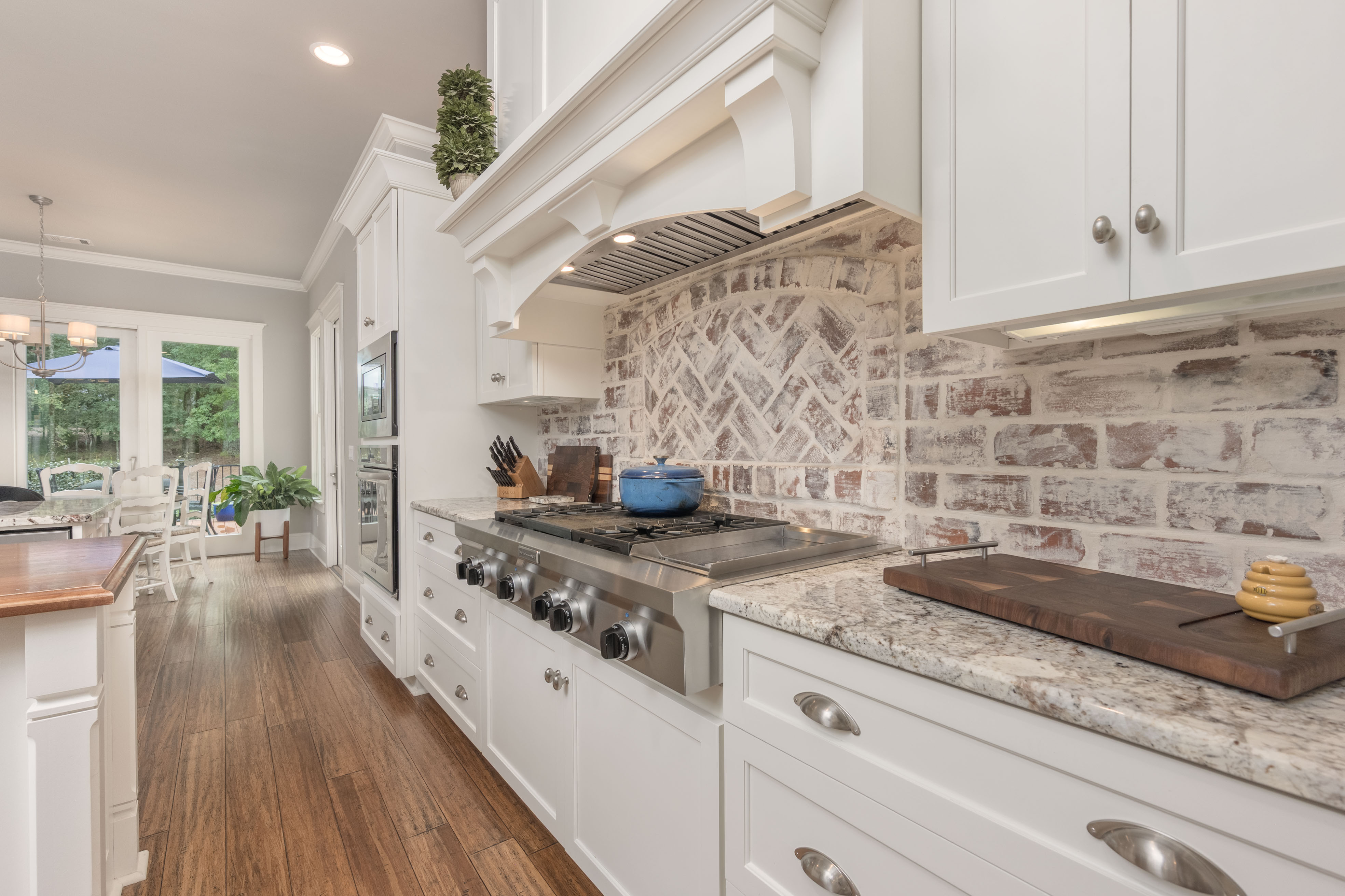 1010 Snug Harbor Court image 12